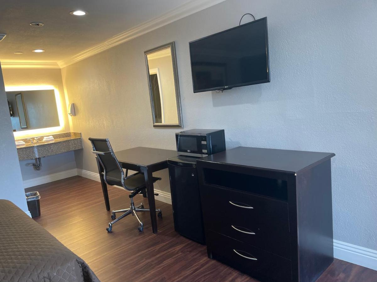 Legacy Inn&suites Anaheim